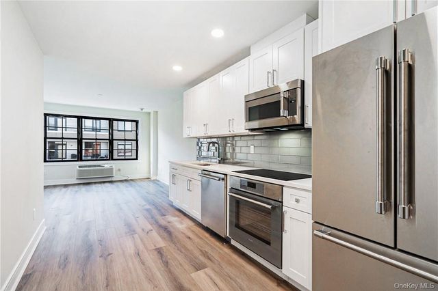 11 Purdy Street 401, Harrison, NY 10528