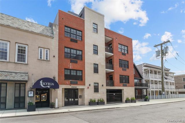 11 Purdy Street 401, Harrison, NY 10528