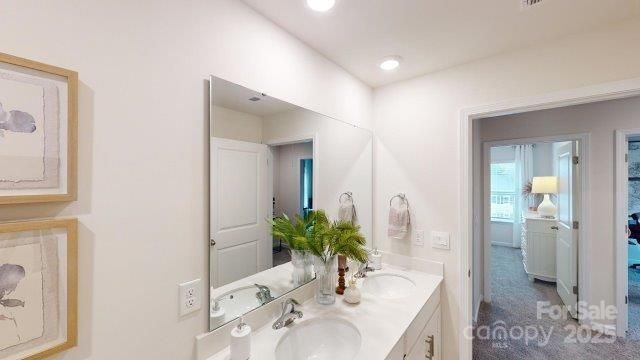 1101 37th Avenue Lane NE, Hickory, NC 28601