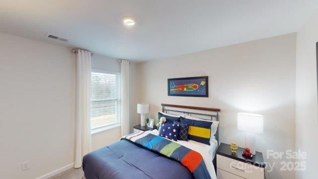 1101 37th Avenue Lane NE, Hickory, NC 28601