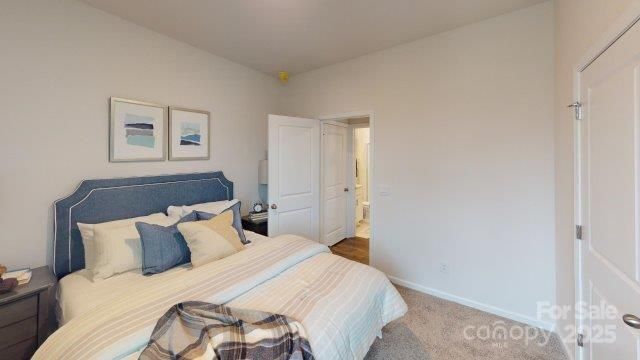 1101 37th Avenue Lane NE, Hickory, NC 28601