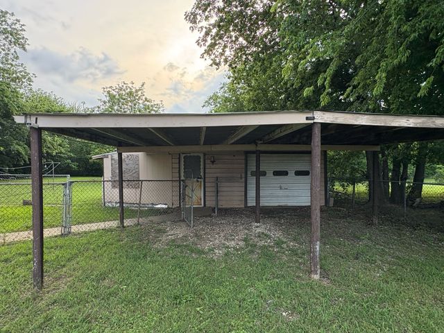 3709 N State Highway 91, Denison, TX 75020