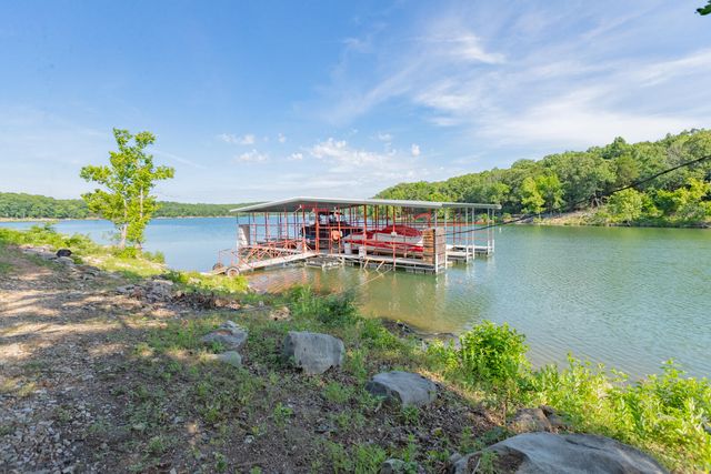 25781 Fox Woods Circle, Shell Knob, MO 65747