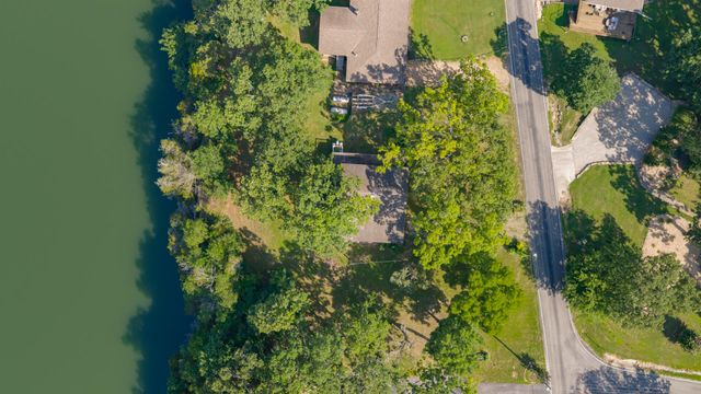 25781 Fox Woods Circle, Shell Knob, MO 65747