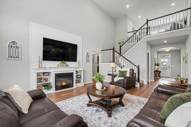 9980 Meadow Glen Drive, Independence, KY 41051