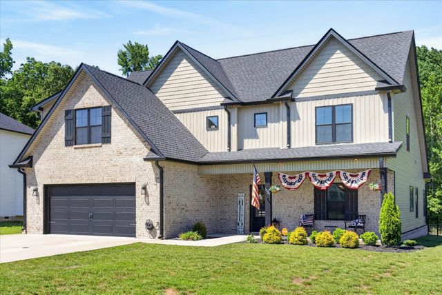 1120 Chagford Dr, Clarksville, TN 37043