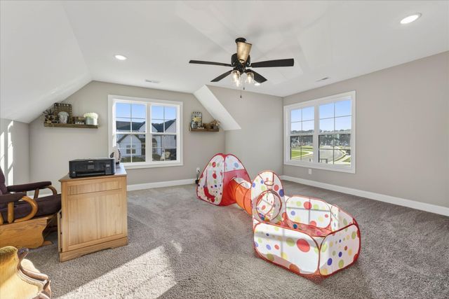 1120 Chagford Dr, Clarksville, TN 37043