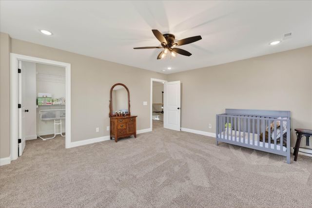 1120 Chagford Dr, Clarksville, TN 37043