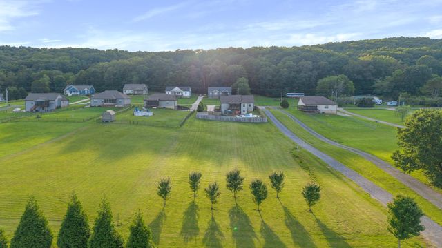 7083 Blue Springs Road SE, Cleveland, TN 37311