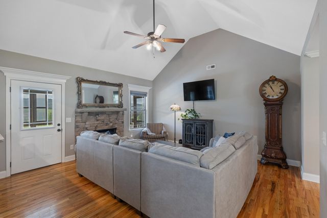 7083 Blue Springs Road SE, Cleveland, TN 37311