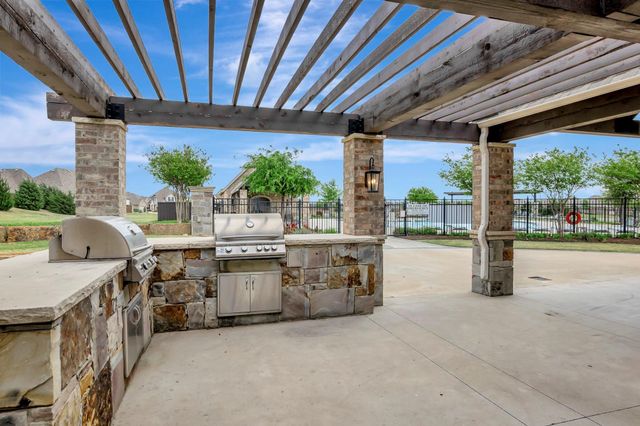 1604 Everitt Trail, Fort Worth, TX 76052