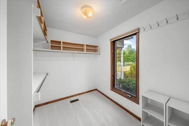 4055 Pontiac Trail, Ann Arbor, MI 48105