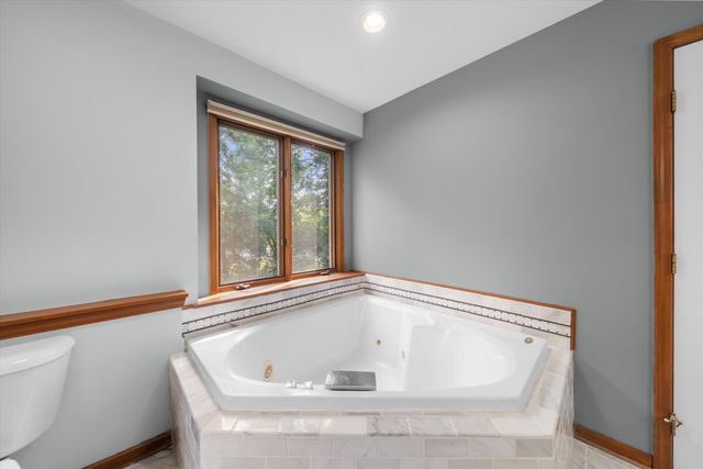 4055 Pontiac Trail, Ann Arbor, MI 48105