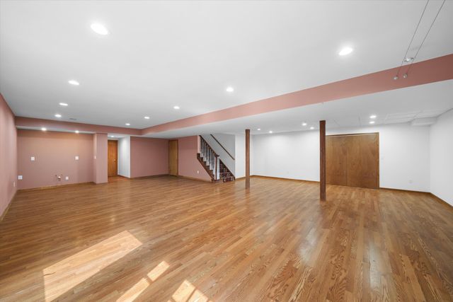 4055 Pontiac Trail, Ann Arbor, MI 48105