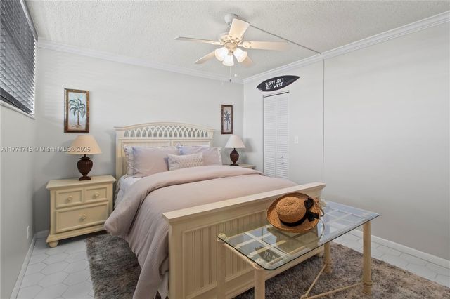 4800 Bayview Drive 402, Fort Lauderdale, FL 33308