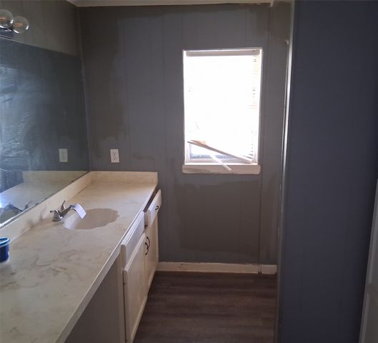 2208 Phillips Lane, Texarkana, TX 75501