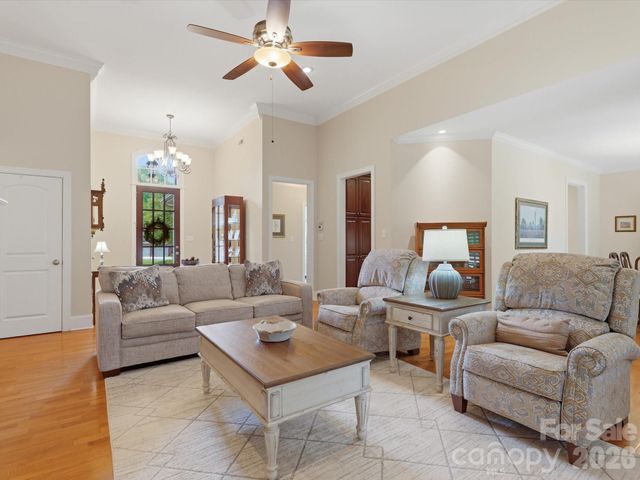 2106 Brookberry Lane, Gastonia, NC 28056