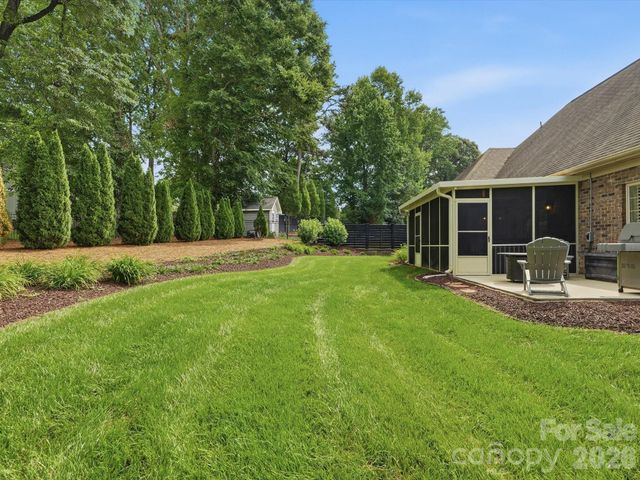 2106 Brookberry Lane, Gastonia, NC 28056