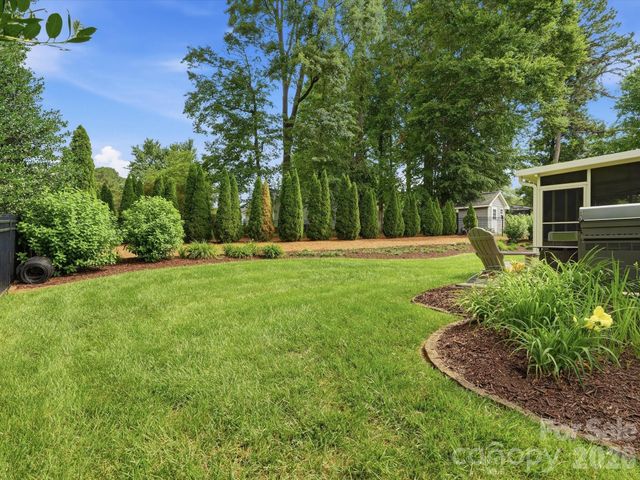 2106 Brookberry Lane, Gastonia, NC 28056