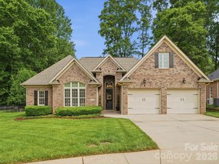 2106 Brookberry Lane, Gastonia, NC 28056
