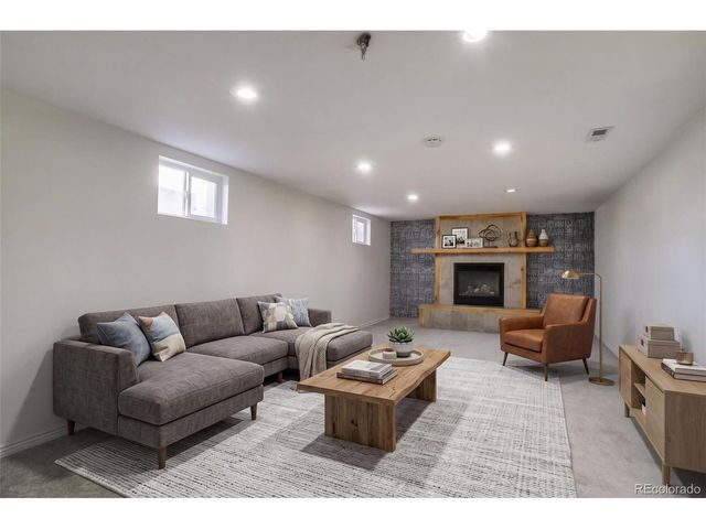10250 W 65th Ave, Arvada, CO 80004