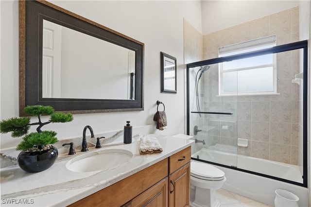 462 Terra Vista CT, Naples, FL 34119