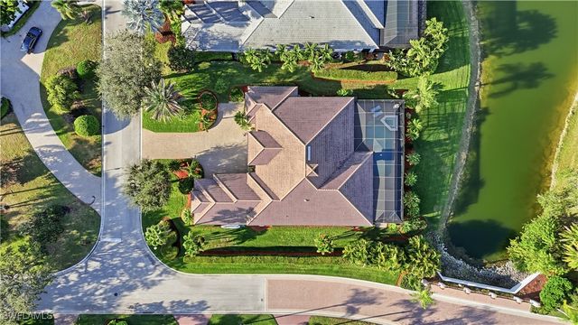 462 Terra Vista CT, Naples, FL 34119