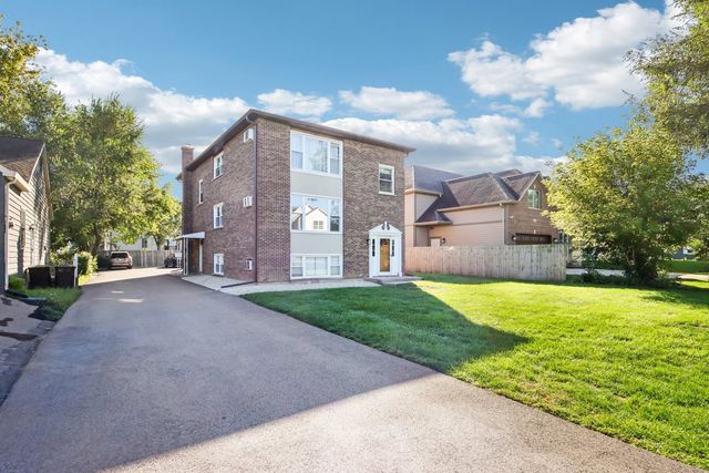 20779 Elizabeth Avenue N 1, Lincolnshire, IL 60069