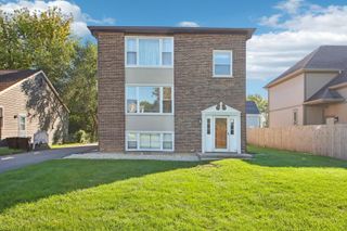 20779 Elizabeth Avenue N 1, Lincolnshire, IL 60069