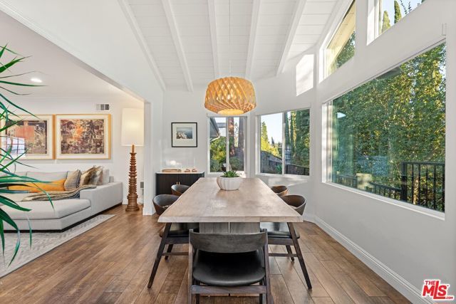 5117 Lubao Avenue, Woodland Hills (los Angeles), CA 91364