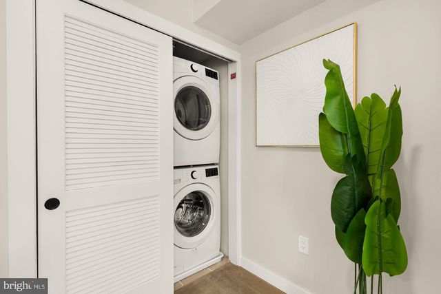 2639 41st St NW Apt 3, Washington, DC 20007