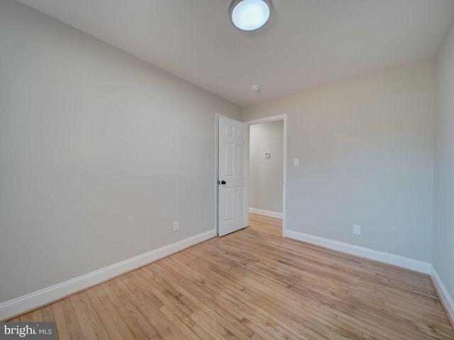 8305 WARREN DR, Pomfret, MD 20675