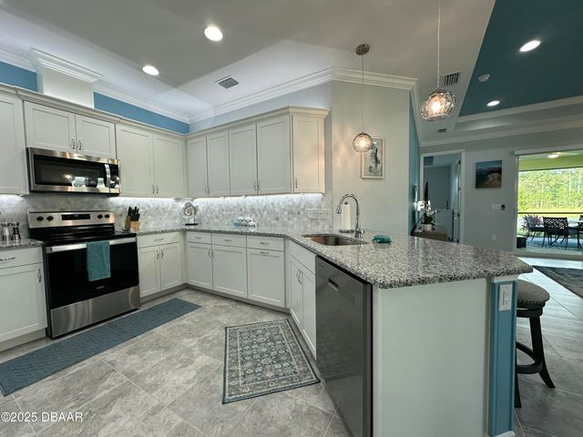 811 Margaritaville Avenue, Daytona Beach, FL 32124