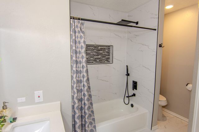 9127 Autumnsong Drive, Houston, TX 77064