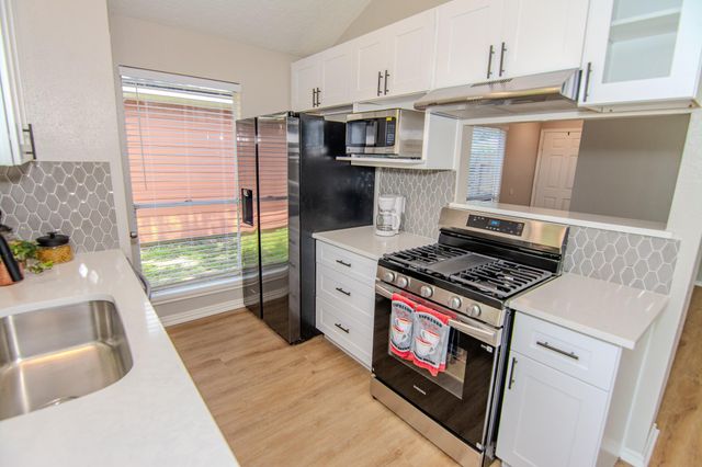 9127 Autumnsong Drive, Houston, TX 77064