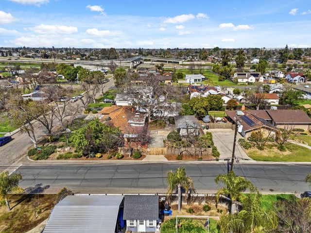 606 N Winery Avenue, Fresno, CA 93727