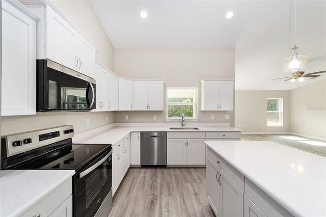 8256 SW 134TH AVENUE, Dunnellon, FL 34432