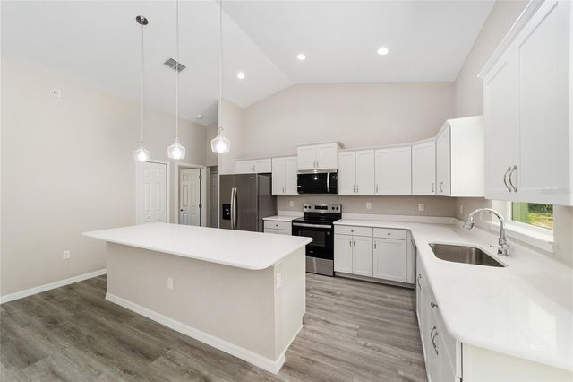 8256 SW 134TH AVENUE, Dunnellon, FL 34432
