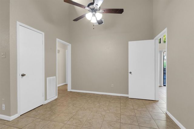 1 April Village, Montgomery, TX 77356