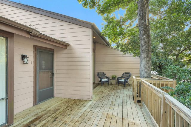 1 April Village, Montgomery, TX 77356