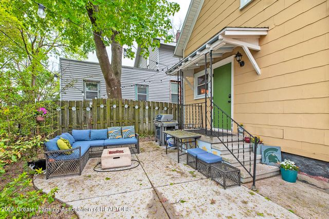 213 S Bingham Street, Lansing, MI 48912
