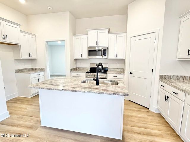 14930 Fritz Circle, Gulfport, MS 39503