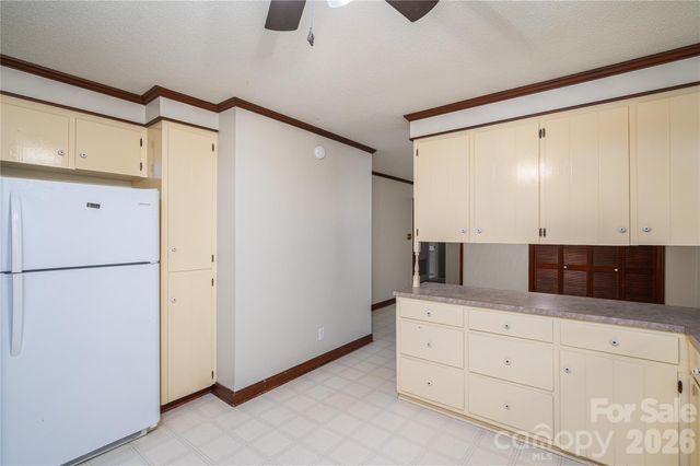 225 Dogwood Drive, Mount Holly, NC 28120