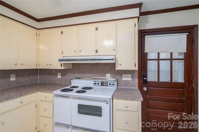 225 Dogwood Drive, Mount Holly, NC 28120