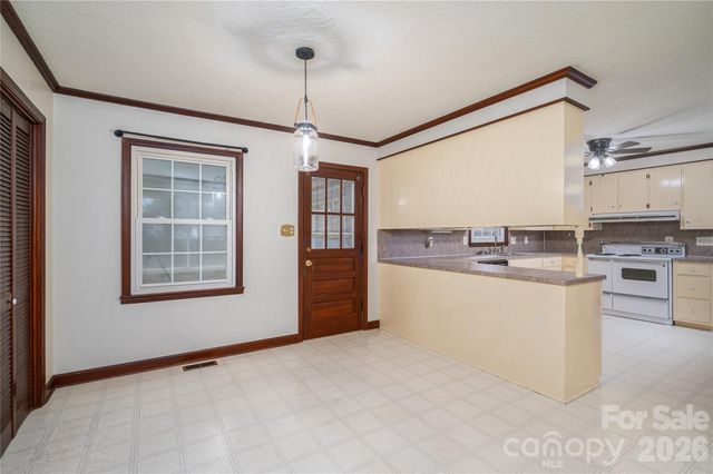 225 Dogwood Drive, Mount Holly, NC 28120