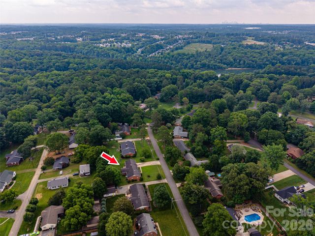 225 Dogwood Drive, Mount Holly, NC 28120