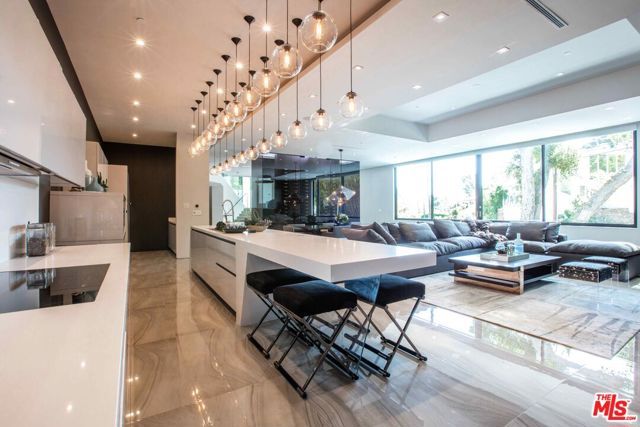 2210 Bowmont Drive, Beverly Hills, CA 90210