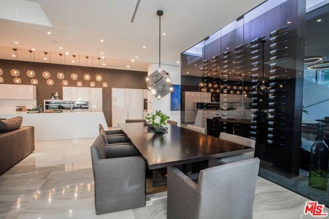 2210 Bowmont Drive, Beverly Hills, CA 90210