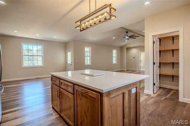 22835 Patton Lane, Lebanon, MO 65536