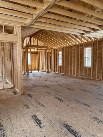 22835 Patton Lane, Lebanon, MO 65536